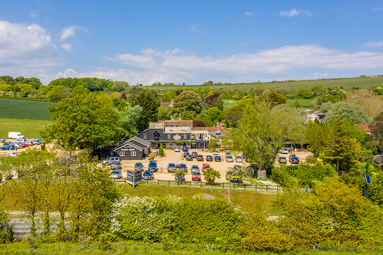 Pick up a gift for Mum at Arreton Barns